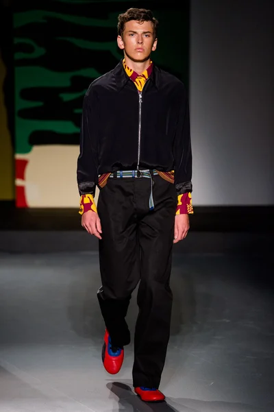 Look 23